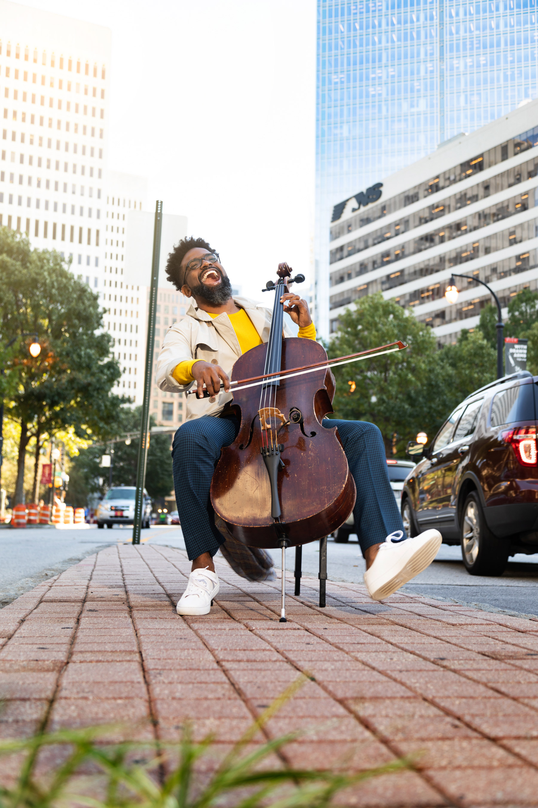 OKCello playing in the street
